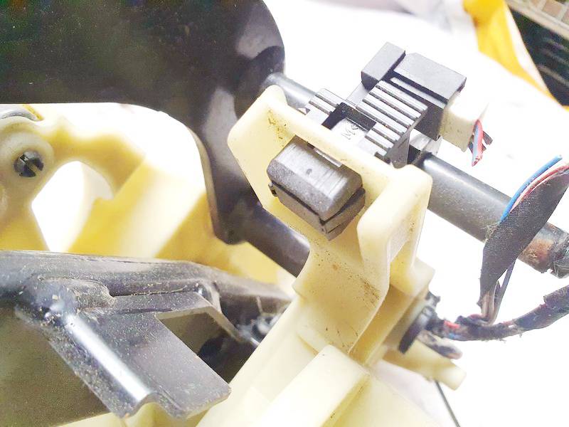 BMW 5-Series 2011 Brake Light Switch (sensor) - Switch (Pedal Contact) - Thumbnail 2