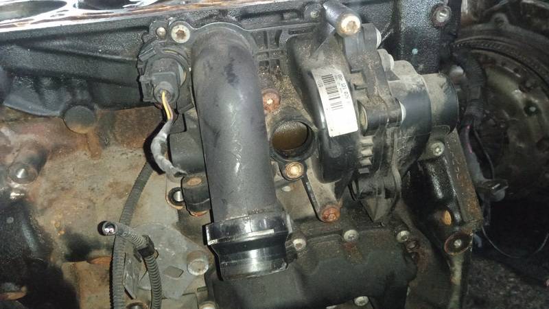 06H121026BF Skoda Superb 2012 Water pump - Thumbnail 2