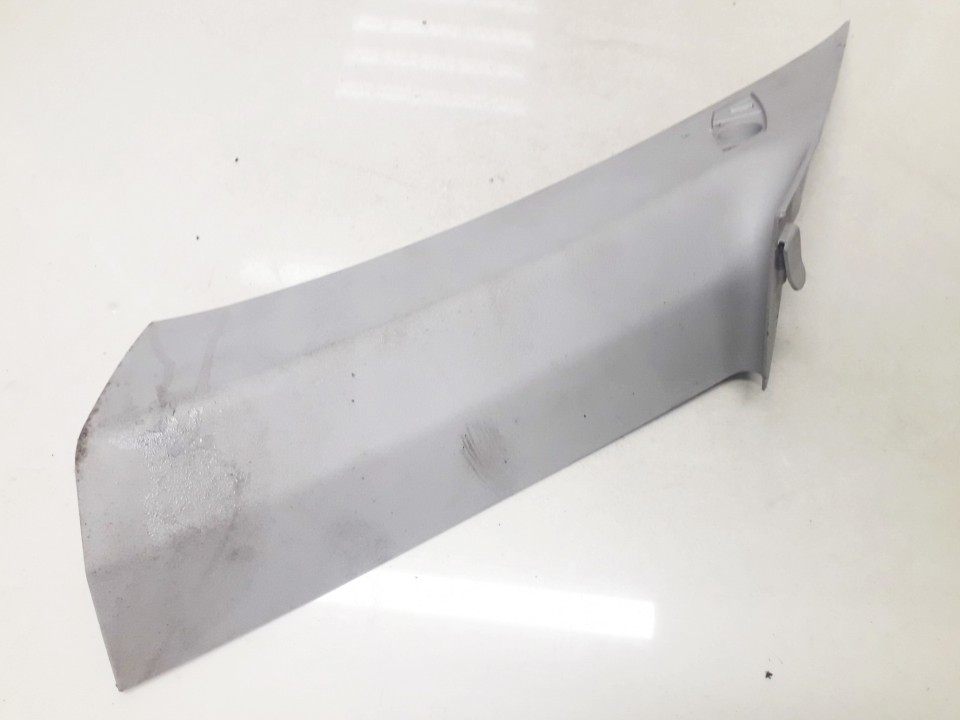 4M51A31010AF Ford Focus 2005 Wykończenie wnętrza (plastikowe elementy)