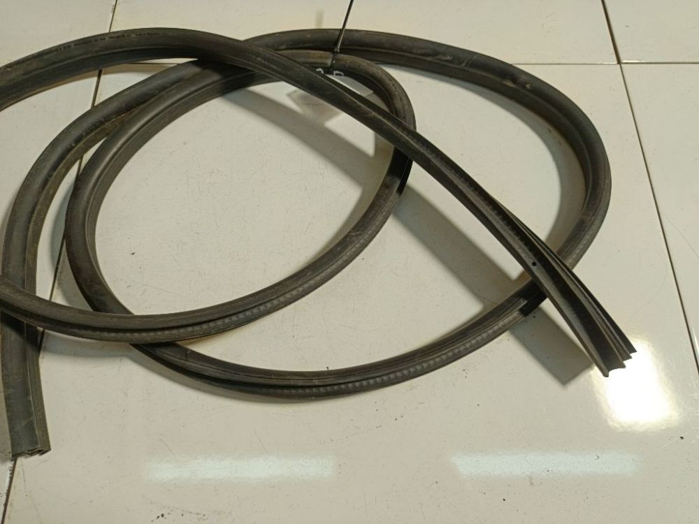 Ford S-Max 2007 Uszczelka drzwi - TYLNE PRAWE - Thumbnail 3