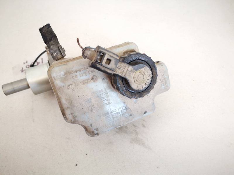 1K1611301C Volkswagen Touran 2005 Stabdziu skyscio bakelis