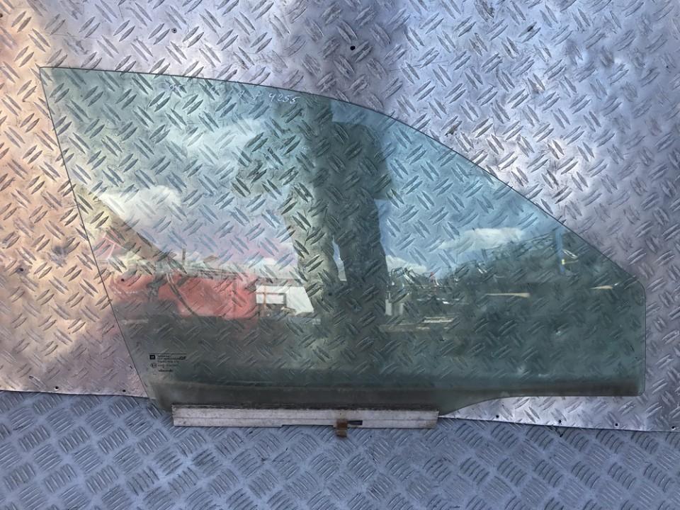 Opel Vectra 1998 Duru stiklas P.D.