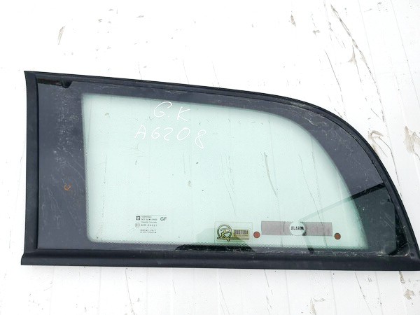 Opel Astra 2002 Corner quarter window glass - REAR LEFT