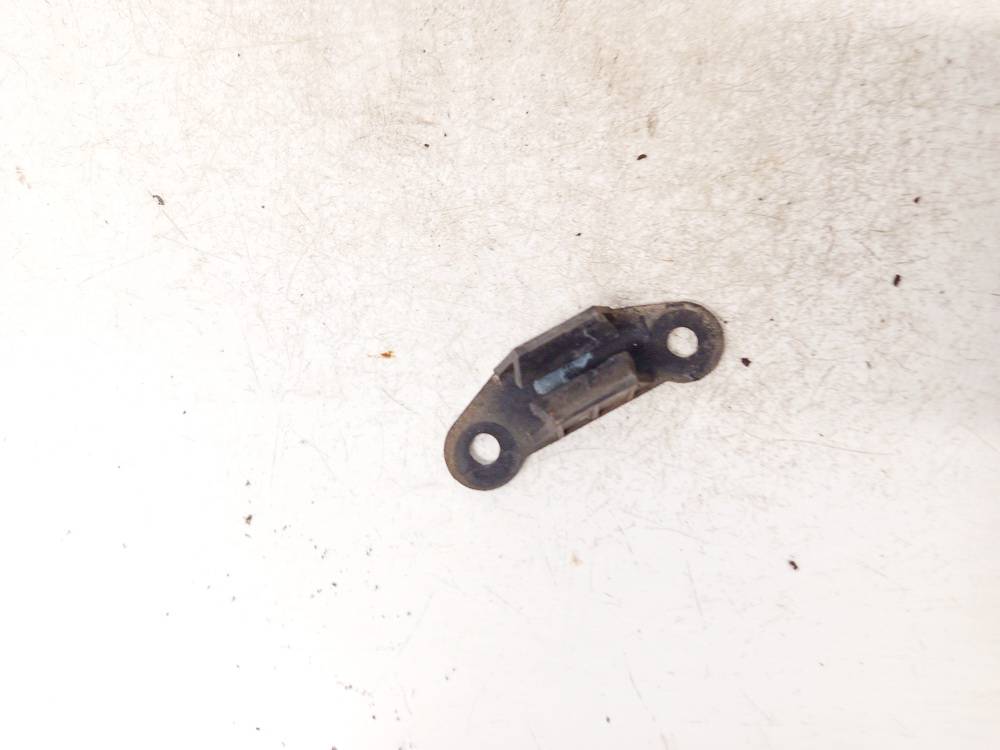 811807477C Audi 80 1985 Other holders