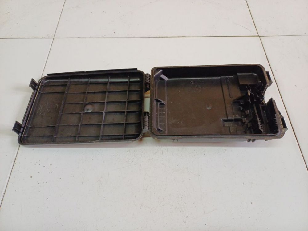 8D0927355A Volkswagen Passat 1997 Other car part - Thumbnail 4