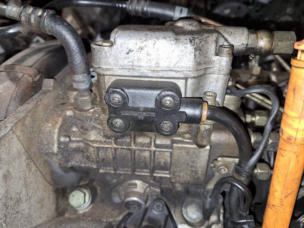 038130107D Volkswagen Golf 2001 High Pressure Injection Pump