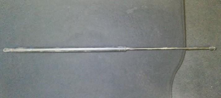 4A0823359 Audi 100 1995 Kapoto amortizatorius P.