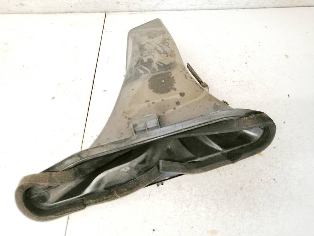 1J1819063A Volkswagen Bora 2001 Air Intake Panel