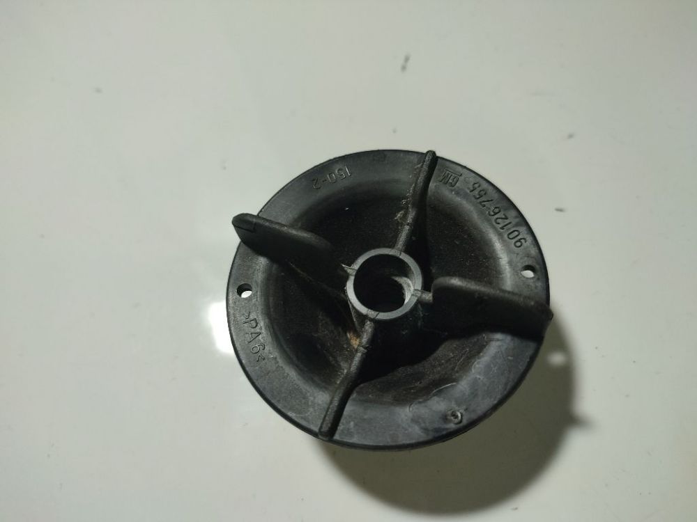 90126755 Opel Astra 2006 Spare Tire Wheel Mount