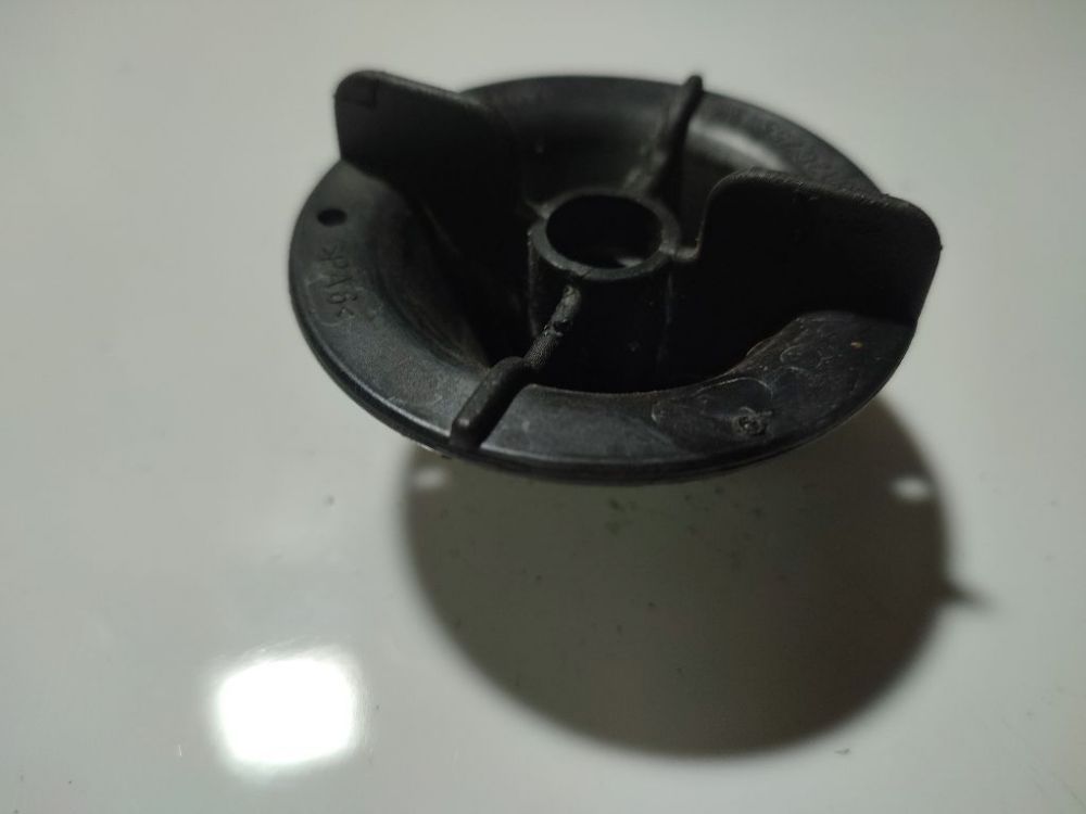 90126755 Opel Astra 2006 Uchwyt na koło zapasowe (uchwyt na koło zapasowe) - Thumbnail 2