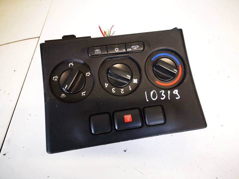 90559839 Opel Zafira 2002 Panel sterowania klimatyzacją (przełączniki ogrzewania)