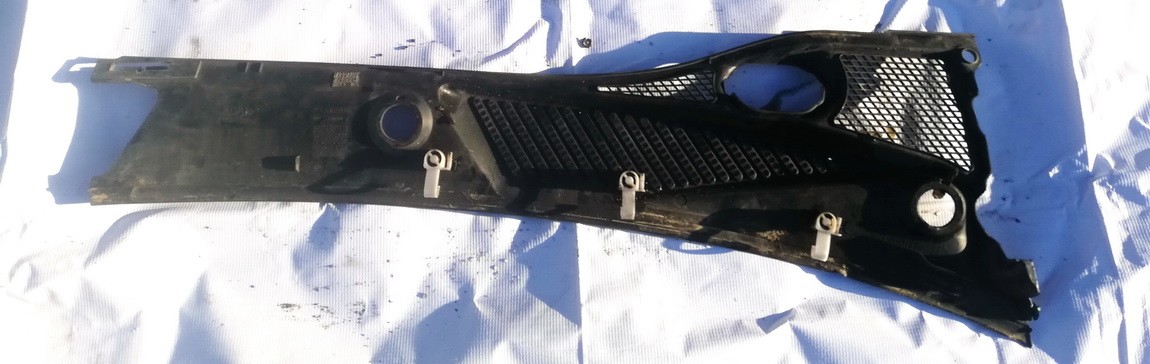 7700410608 Renault Clio 2004 Wiper Muolding - FRONT - Thumbnail 2