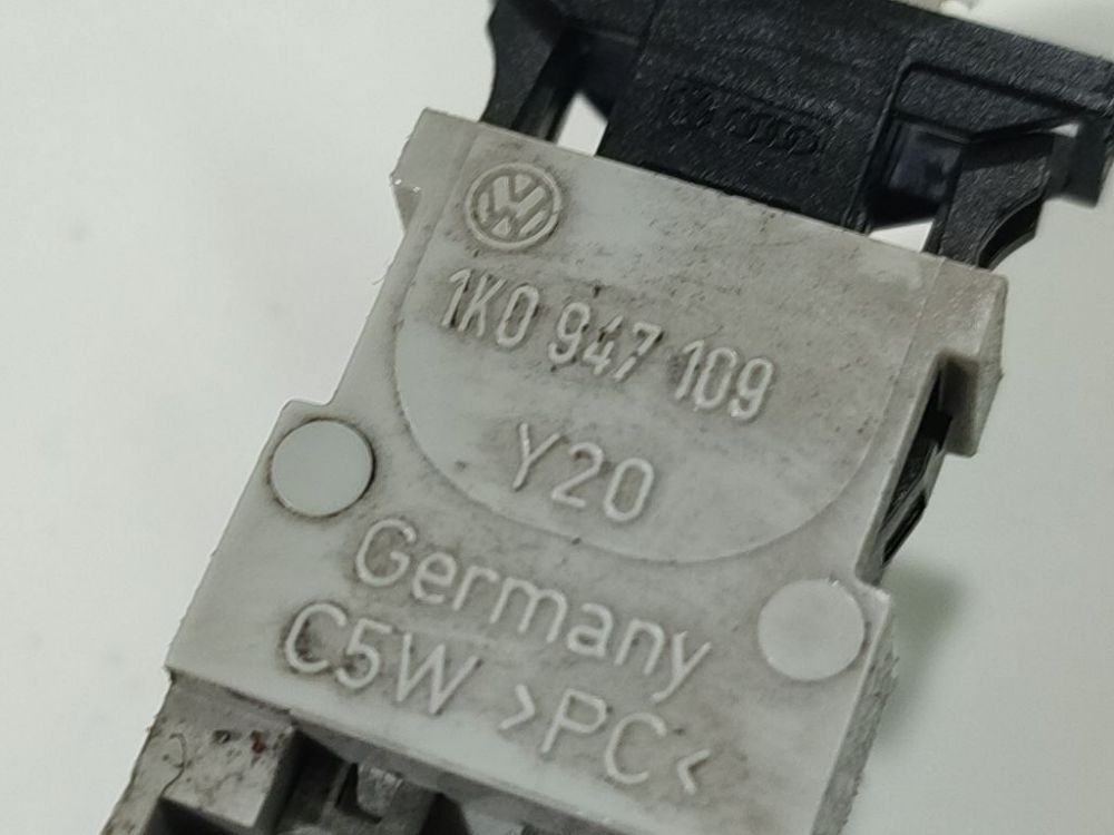 1K0947109 Volkswagen Golf 2005 Interior lighting - Thumbnail 4