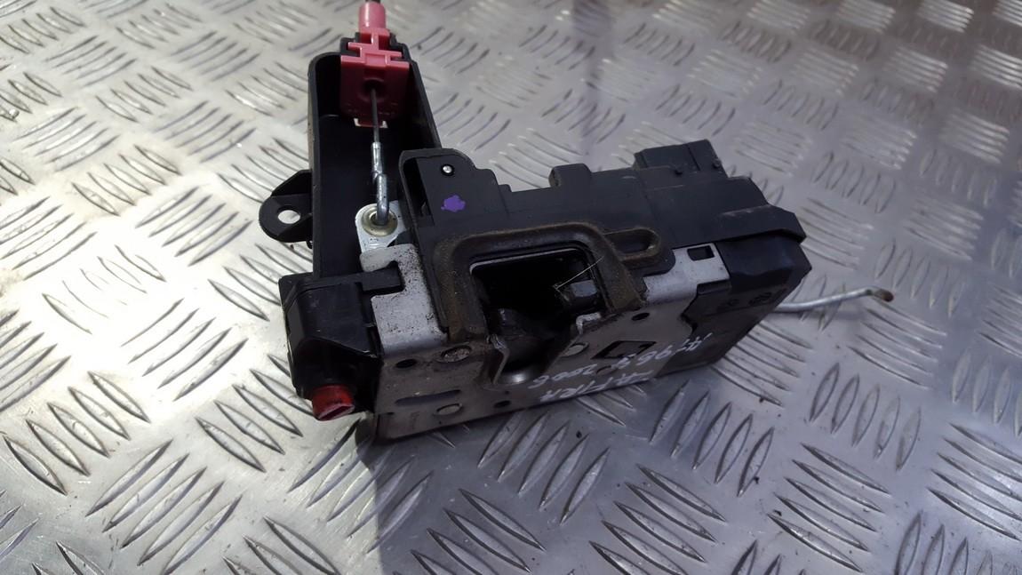 13220372 Opel Zafira 2007 Zamek drzwi - TYLNE PRAWE