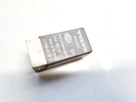 9459847 Volvo V70 1999 Rele