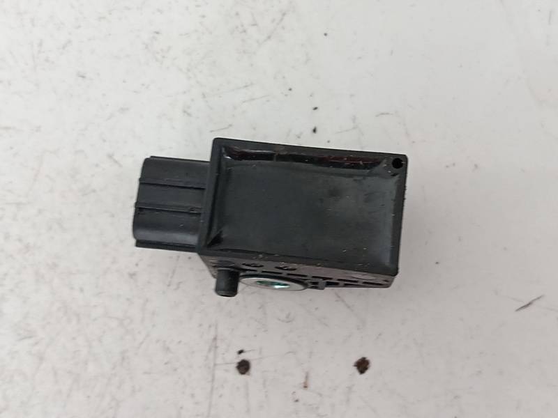 77930SWAE113M4 Honda CR-V 2007 Srs Airbag crash sensor - Thumbnail 2