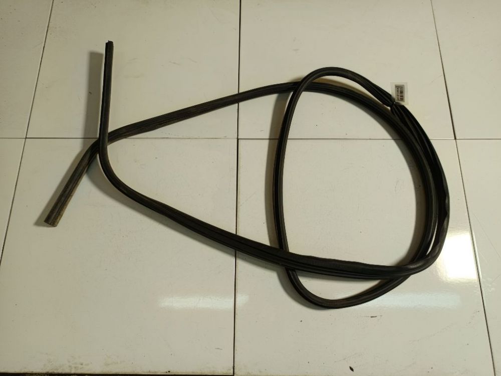 Iveco Daily 2007 GOMAS CONTORNO PUERTA - TRASERO IZQUIERDO