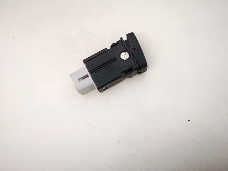 191333 used Heated Seat Switch Toyota Avensis Verso 2003 2.0L