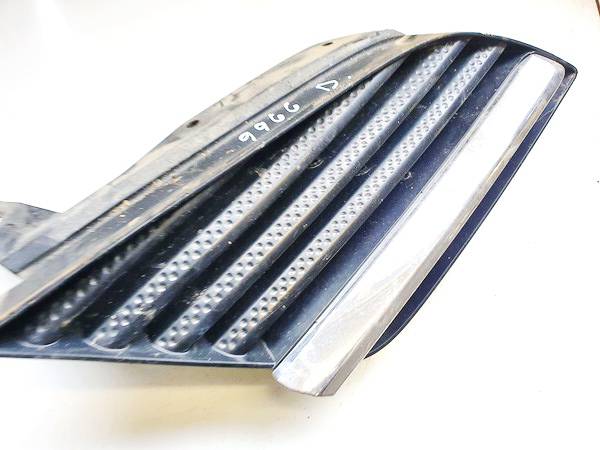62320AU300 Nissan Primera 2002 Hood grille - FRONT - Thumbnail 2