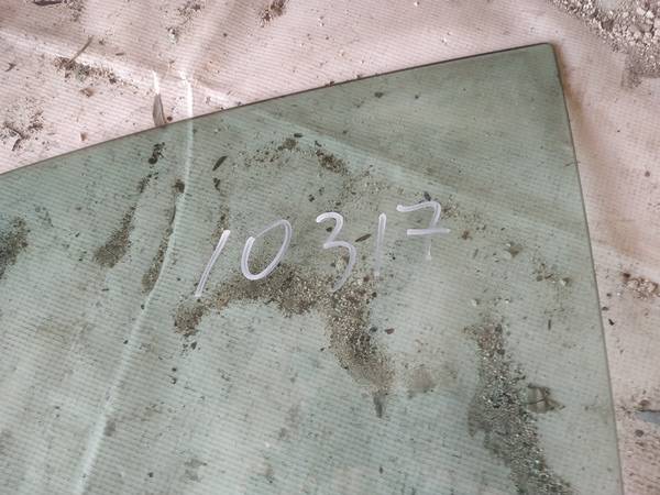 AS2 Ford Grand C-Max 2011 vitre de porte avant Gauche - Thumbnail 3