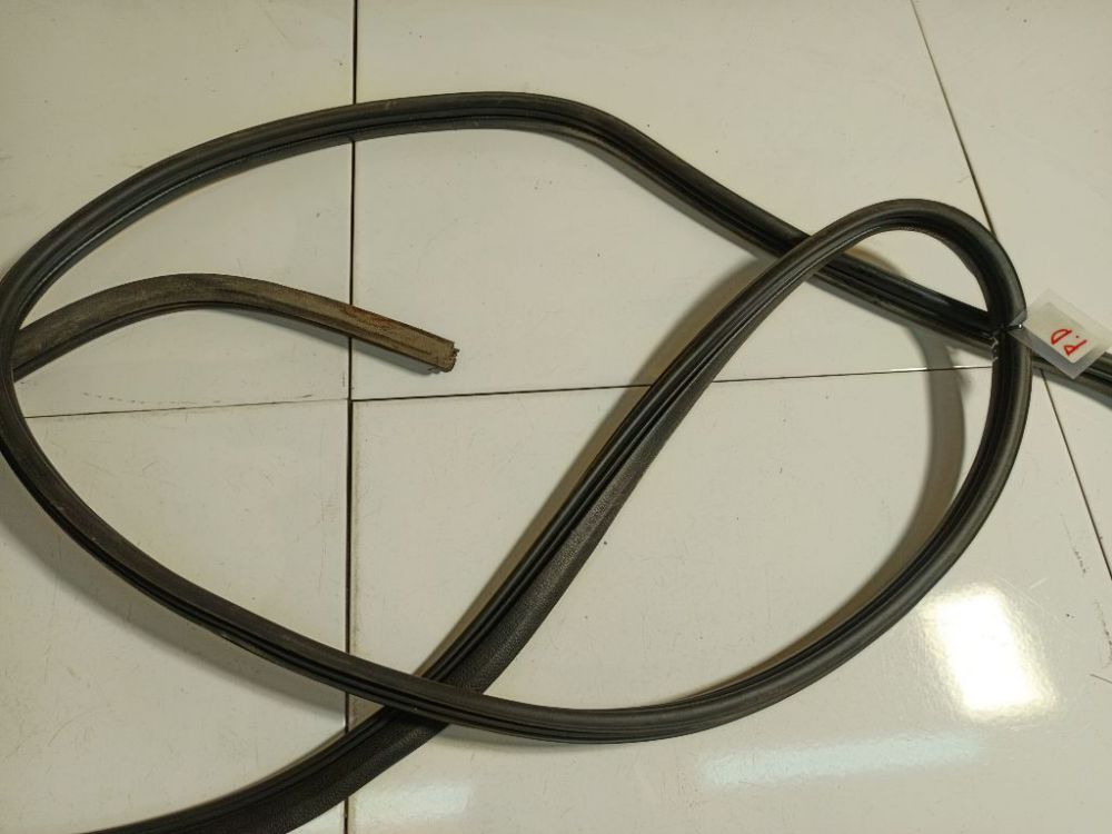 Iveco Daily 2007 Door Rubber - FRONT RIGHT - Thumbnail 3