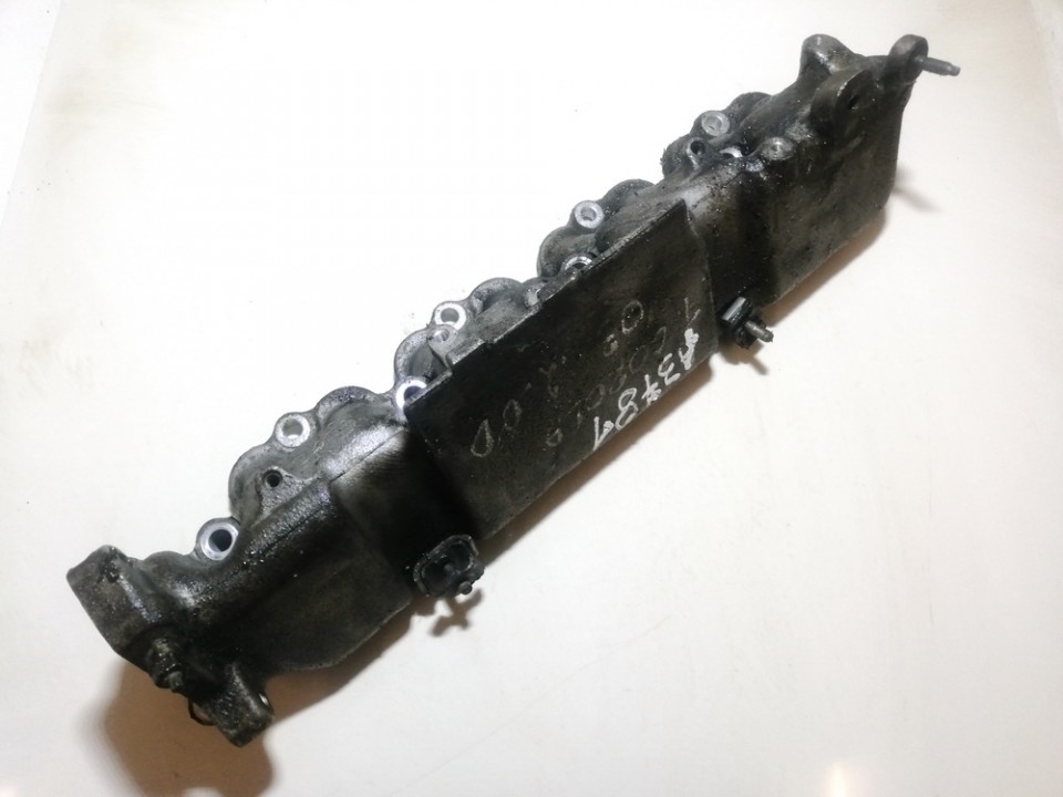 Toyota Corolla Verso 2003 Isiurbimo kolektorius