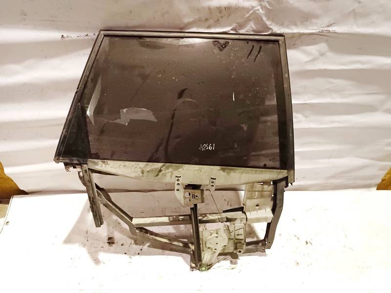 Audi A4 1996 Oven Ikkunan Nostaja - TAKANA OIKEALLA
