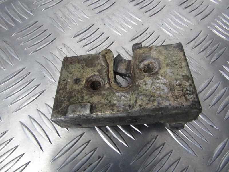 443837016G Audi 100 1990 Door Lock Mechanism - FRONT RIGHT