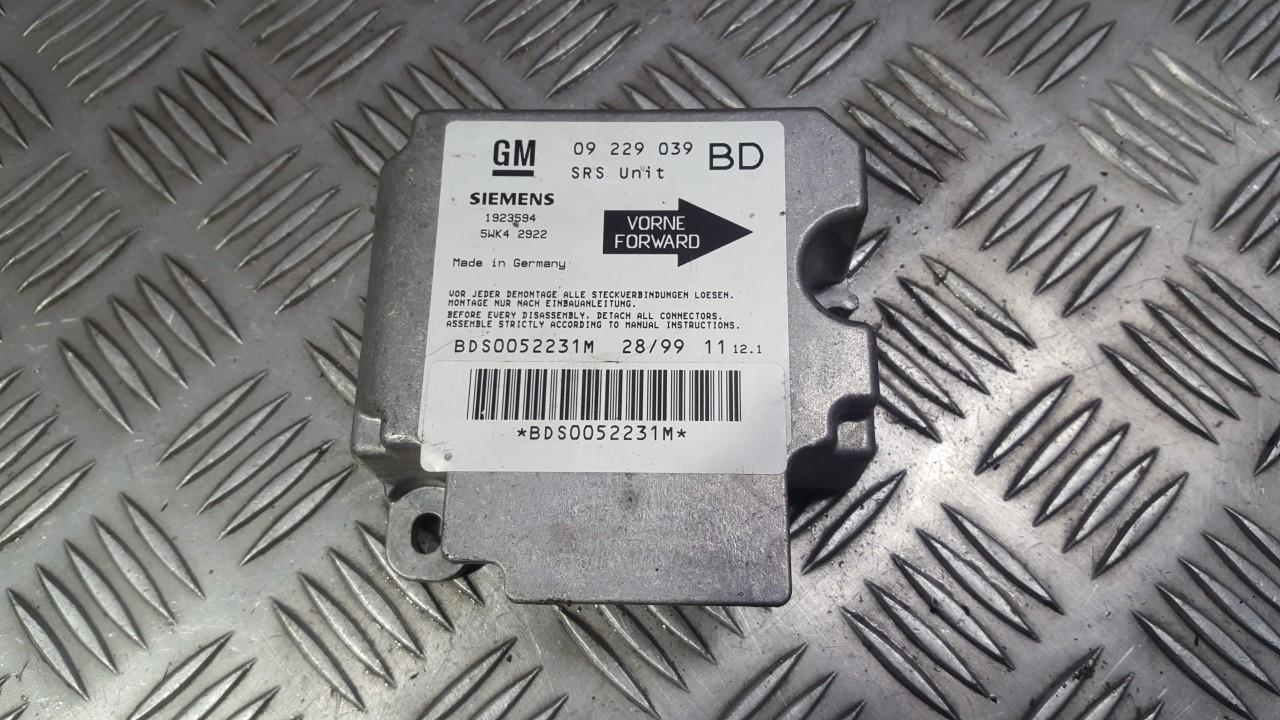 09229039BD Opel Vectra 1997 Airbag crash sensors module