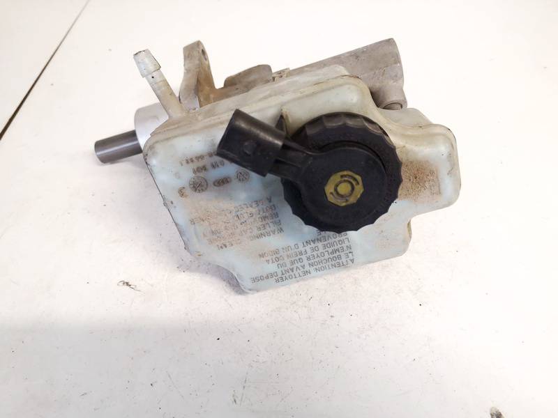 1K1611301 Skoda Octavia 2008 Brake Master Cylinder Reservoir