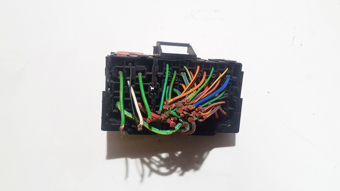 Ford Transit 2003 CAJA RELES -  FUSIBLES - Thumbnail 2