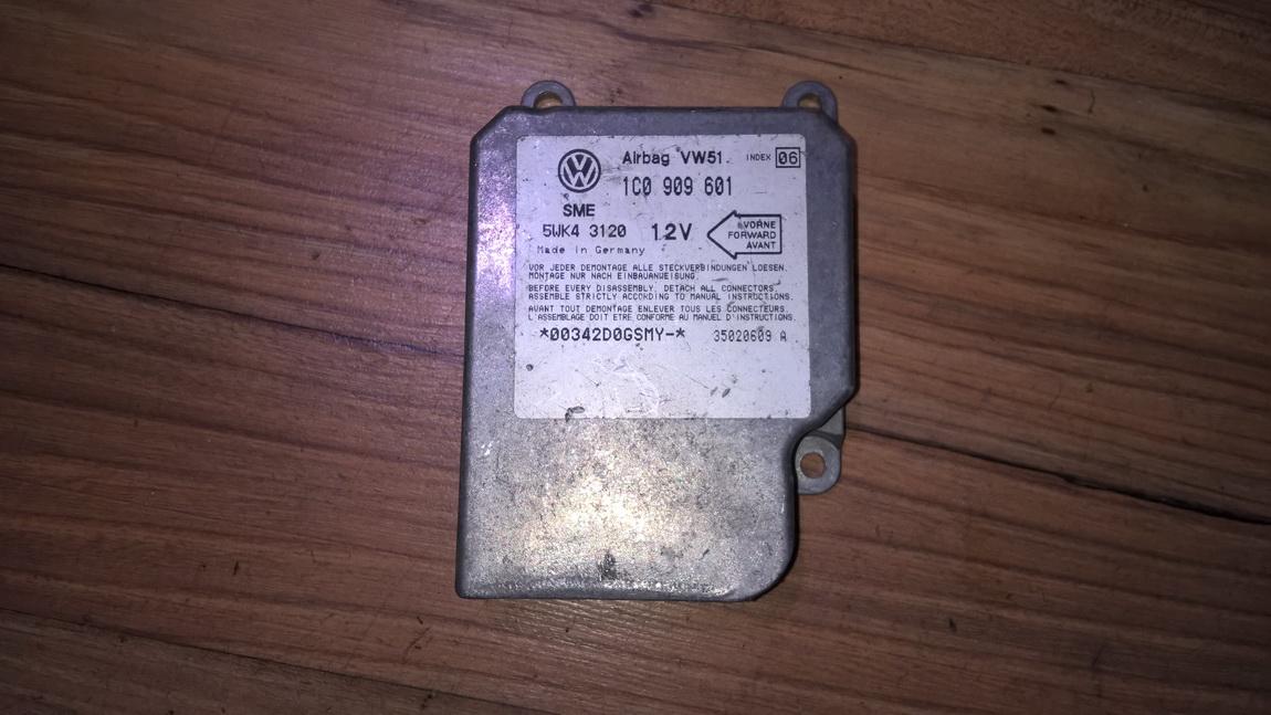 1C0909601 Skoda Octavia 1999 Airbag crash sensors module