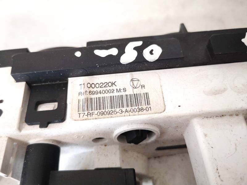 T1000220K Peugeot 308 2010 Climate Control Panel (heater control switches) - Thumbnail 3