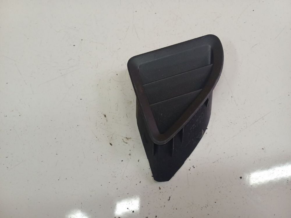 7365262J0 Suzuki Swift 2007 Dash Vent (Air Vent Grille) - Thumbnail 2