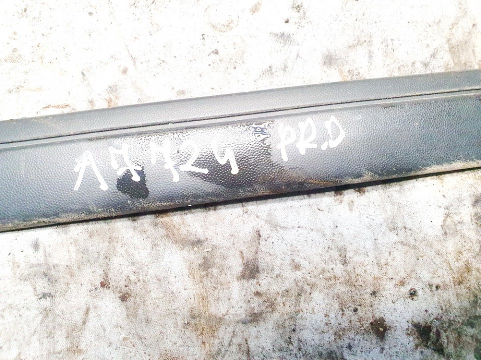 3U0853516B Skoda Superb 2008 Zewnętrzna listwa drzwi - PRZEDNIE PRAWE - Thumbnail 2