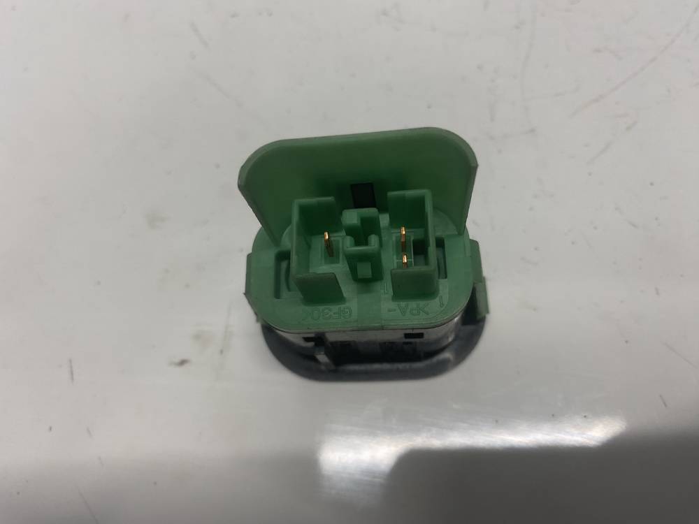 4617544 SAAB 9-5 1998 Кнопка открывания лючка бензобака - Thumbnail 3