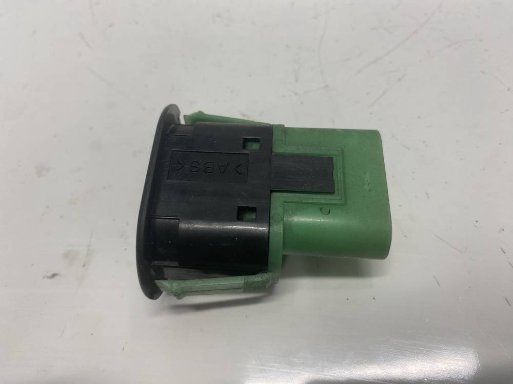 4617544 SAAB 9-5 1998 Кнопка открывания лючка бензобака - Thumbnail 2