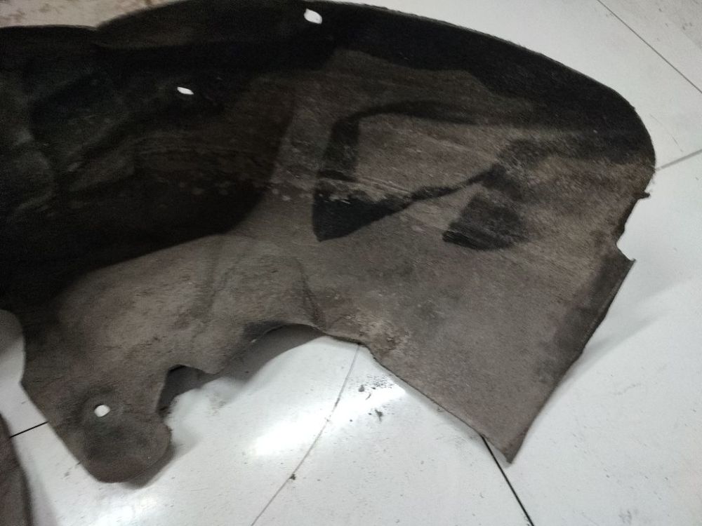 Audi A5 2009 Plastmasas zemspārns - AIZMUGURE PA LABI - Thumbnail 3