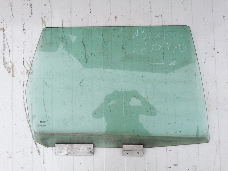 Volvo V70 2000 Door-Drop Glass - REAR RIGHT
