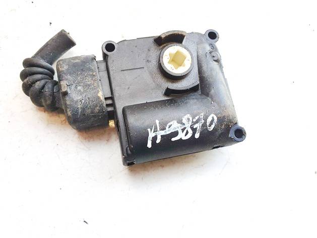0132801359 Audi A6 2006 Lämmittimen läppämotor - Thumbnail 3