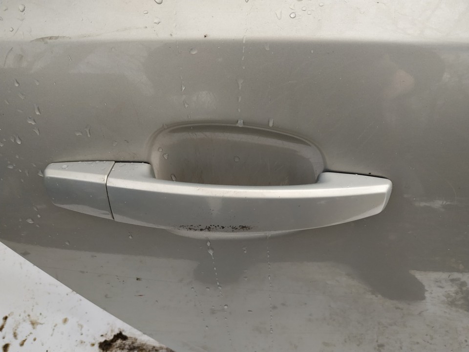 Opel Astra 2006 Zewnętrzna klamka drzwi - TYLNE PRAWE