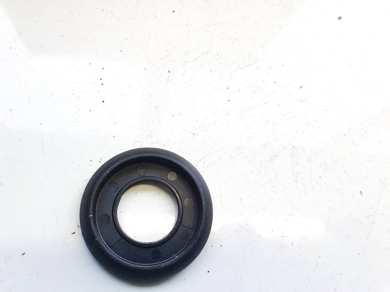 90563737 Opel Omega 2002 Interior trim