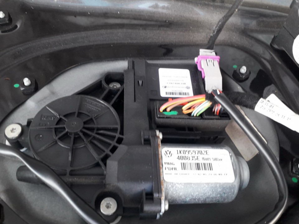 1K0959702E Volkswagen Golf 2006 Моторчик стеклоподъемника - передний левый - Thumbnail 2