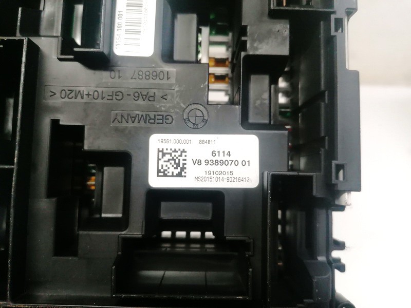 938907001 BMW 3-Series 2012 Fuse box - Thumbnail 3