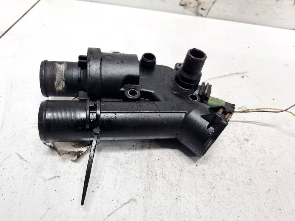 Citroen C-Crosser 2008 Carcasa del termostato - Thumbnail 2