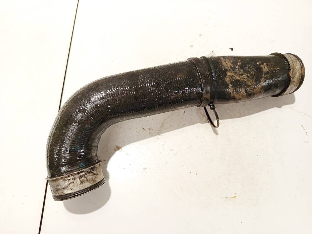 Volkswagen Touran 2004 Välijäähdyttimen letku - Thumbnail 2