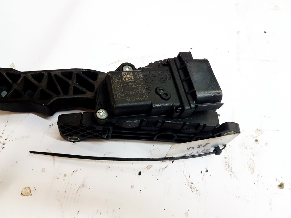4M519F836BH Ford Focus 2006 Elektrinis greicio pedalas - Thumbnail 2