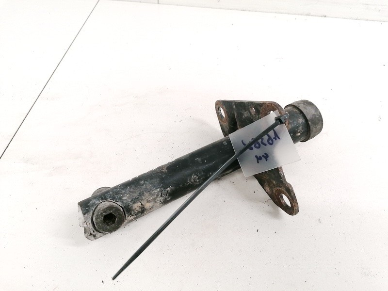 8D0807134A Audi A4 1996 Bamperio laikiklis P.