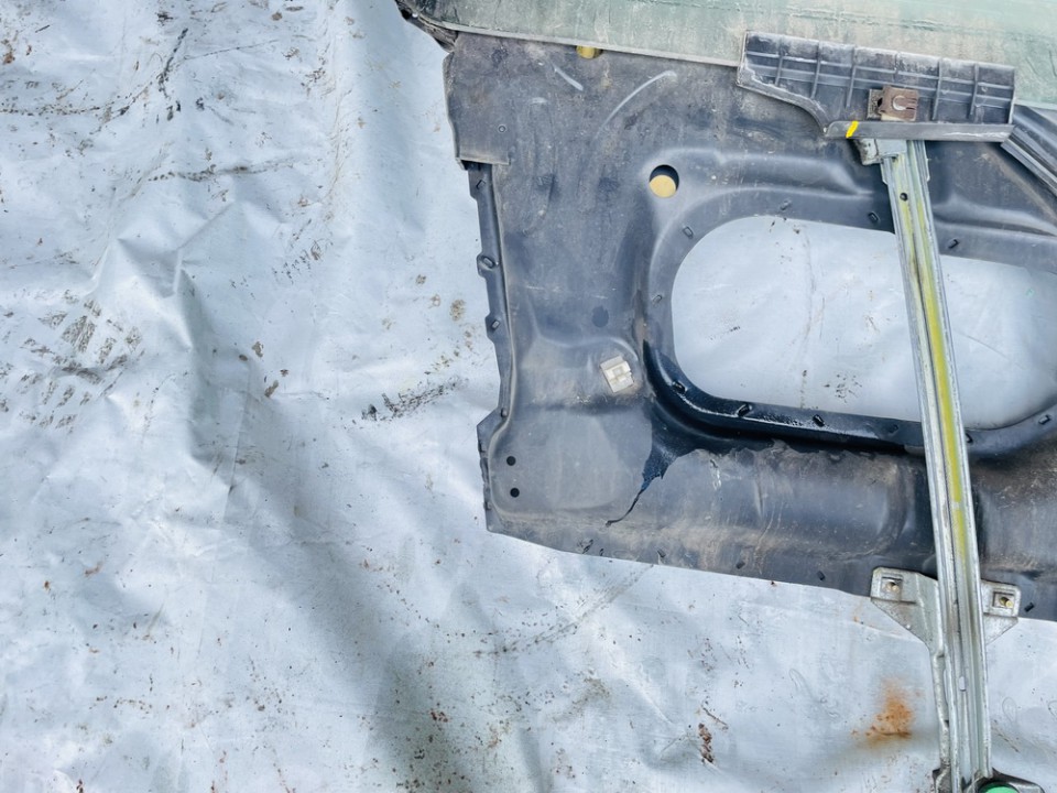 Audi 100 1994 Marco de la luna-vidrio de la puerta - DELANTERO DERECHO - Thumbnail 3