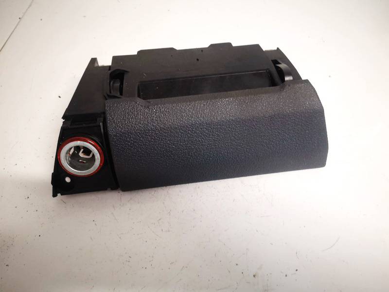 1T1857961D Volkswagen Touran 2004 Center Console Ashtray (Ash Tray)